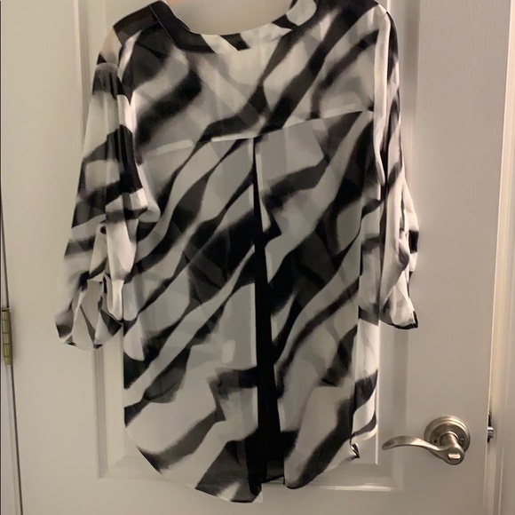 Chico’s tunic - Picture 2 of 2